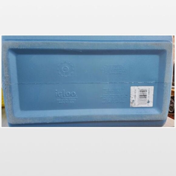 Vtg Igloo Playmate Cooler 16 qt Elite Maxcold Blue & White 30 CanOutdoor Logo - Picture 11 of 14